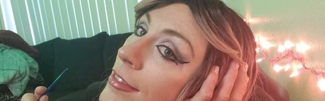 COMMIE DICKGURL xxx pornstar img