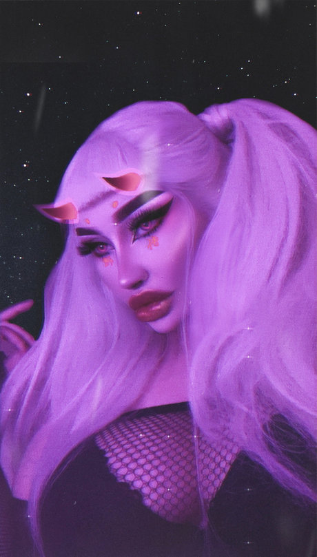 Lilith Hades naked model img