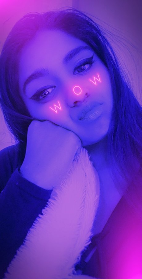 Lilahh exclusive star photo