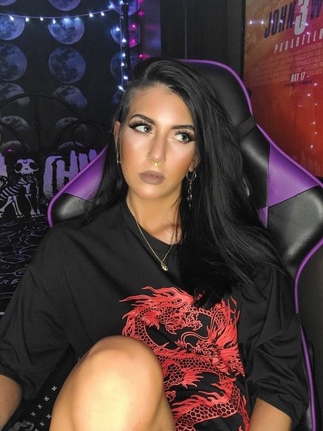 L re Valdis xxx star photos