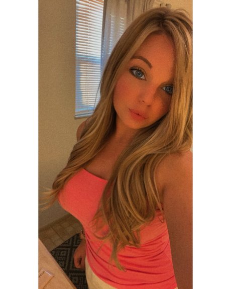 xxx lara_ model sex photo