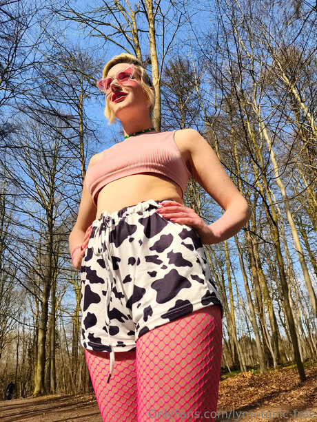 Lynn Tonic free pornstar gallery