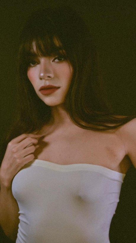 _Luz Violeta_ pretty actress pic