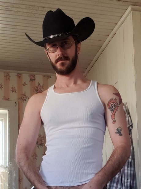 Luke Becker nude star pic