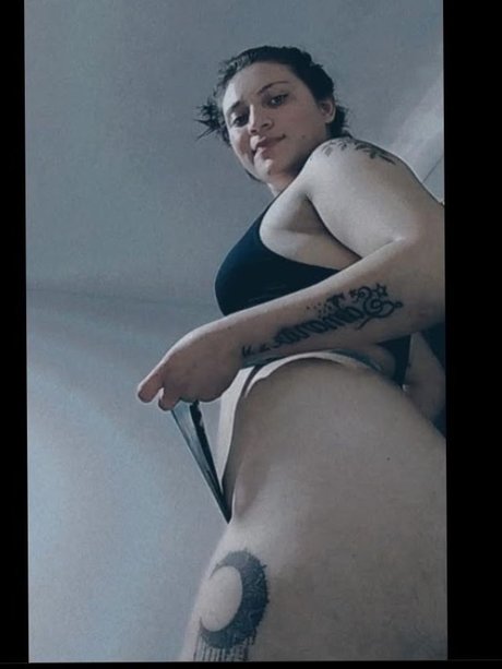 MariaT model art pics