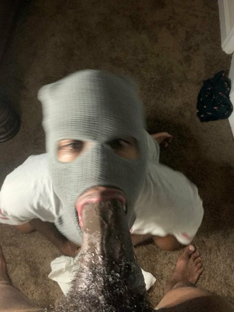 MaskedThroater_ pornstar nude pictures