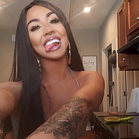 Minababe naked actress picture