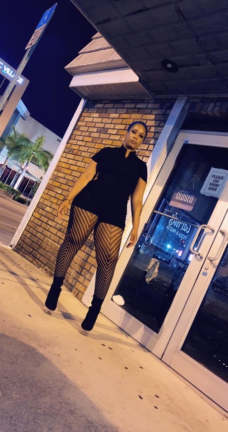 Mia Da Great model sex gallery