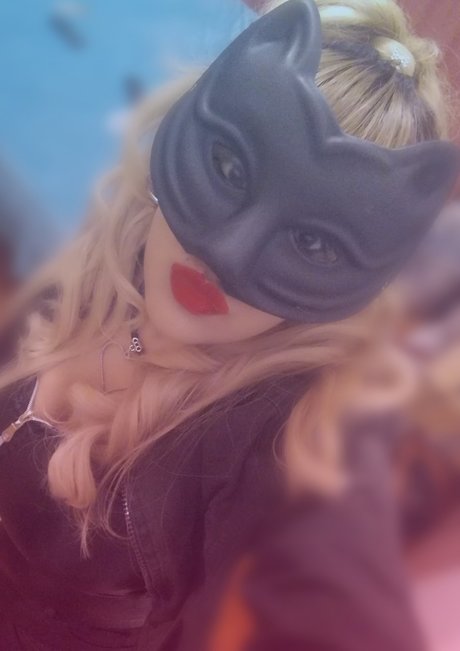 MiiNii_ art star gallery