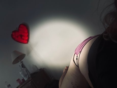 halie sanders naked star galleries