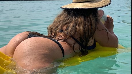 Maryjane Moore pornstar sexy pic