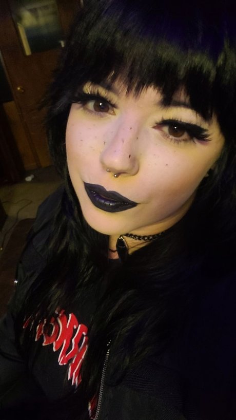 Arie model nude gallery