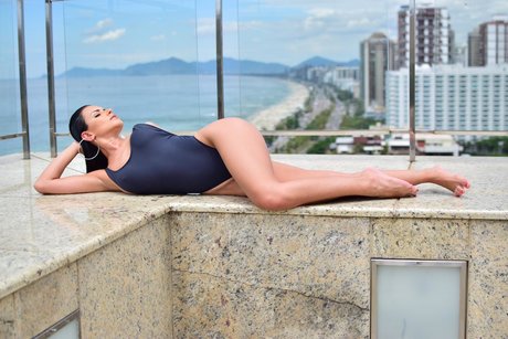 Natalia Nascimento pornstar top img