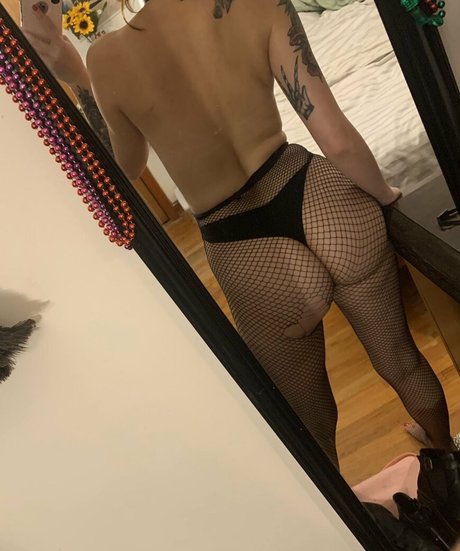 Momjeans x star pornographic images