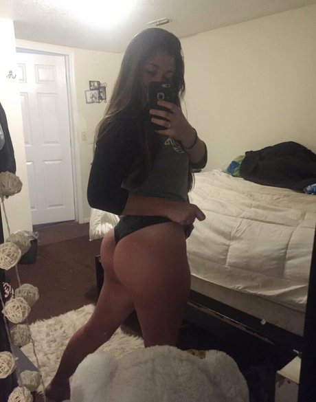 nataliemonroe nudes model img