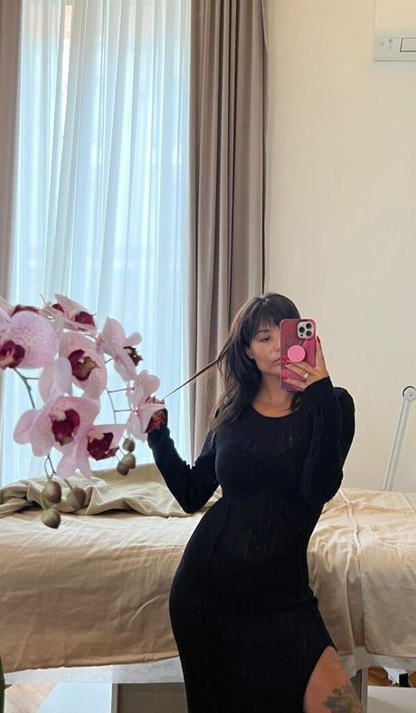 Giorgia Soleri model pretty photo