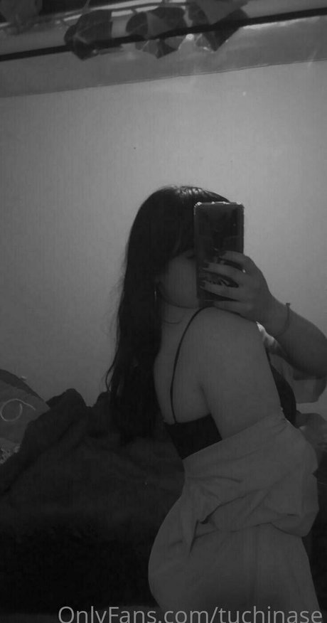 tuchinase naked pornstar img