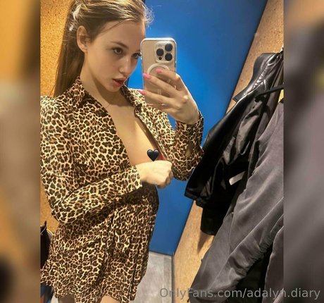 adalyn diary star top photo