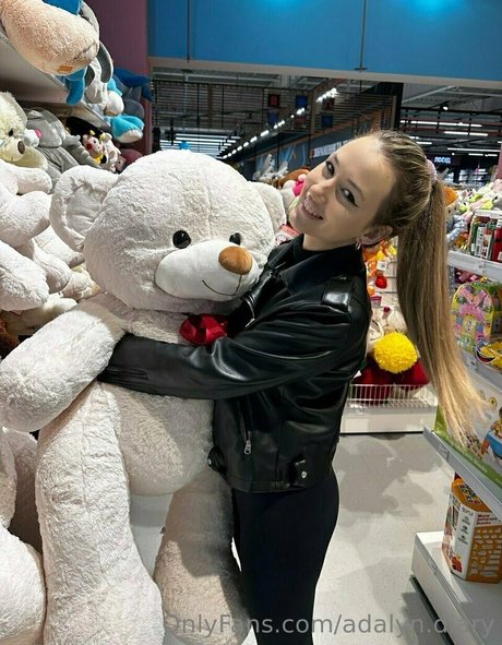 adalyn diary pornstar beautiful pic