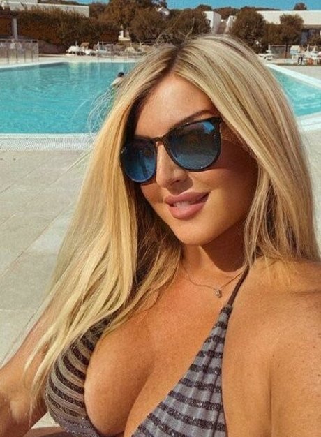 Flaviana Basta model nude photos