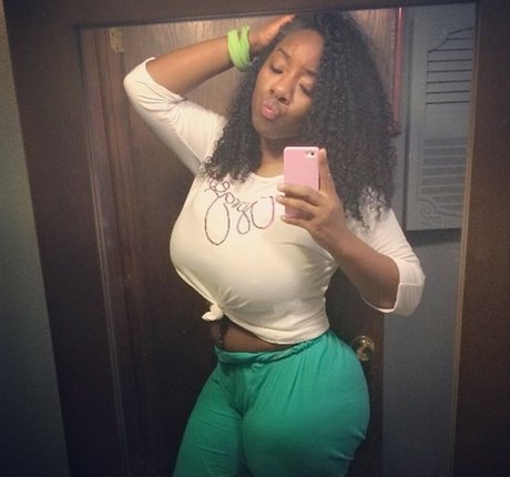 jacking uneek model porn photo