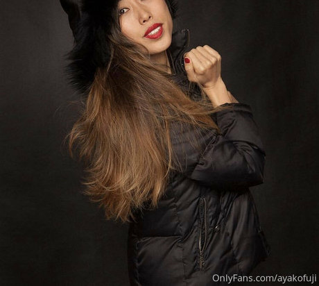 ayakofuji nude actress gallery