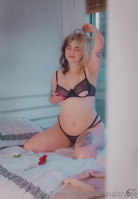 hhannahraee model hot galleries