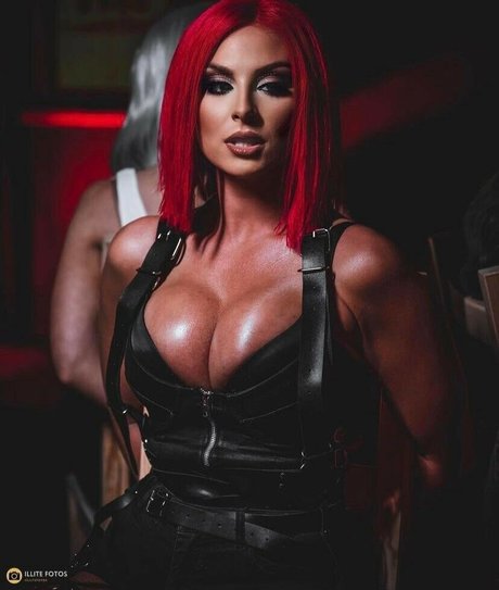 Danni Ellexo pornstar perfect pictures