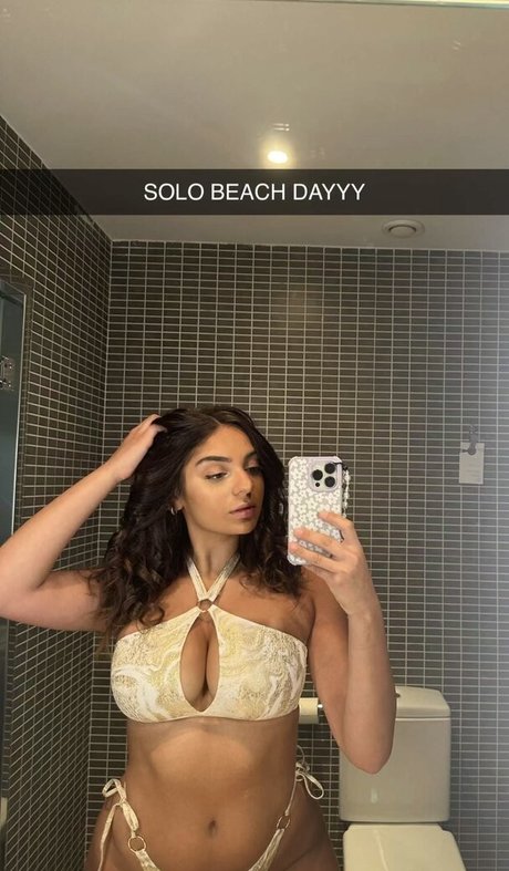 Sami Brielle model pretty picture