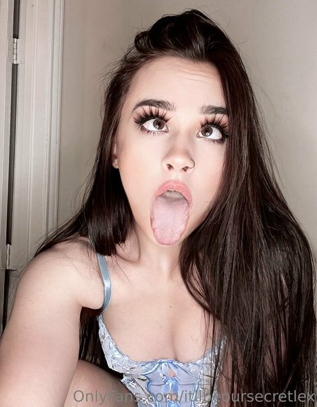 itllbeoursecretlex pornstar naked img