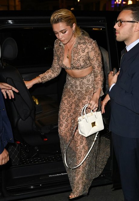 Florence Pugh star hd images