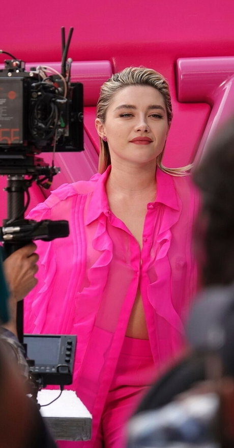 Florence Pugh high quality pornstar pics