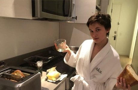 Cailee Spaeny profile pic