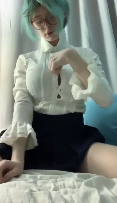 Realfrogg beautiful model pics