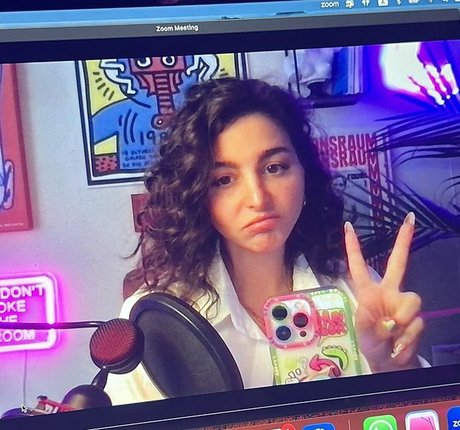 Anna Slatz exclusive model images