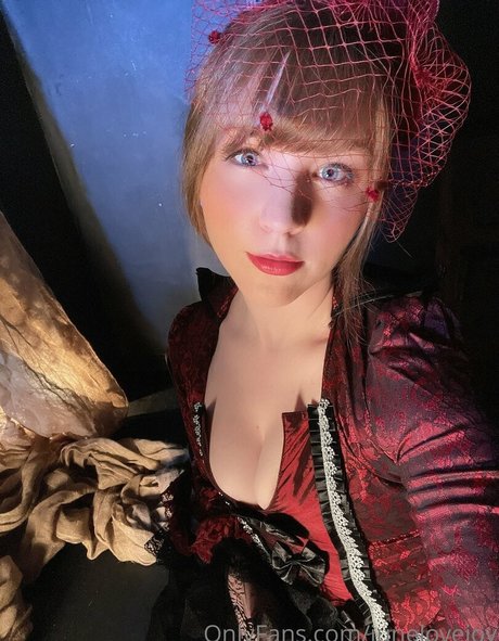 junelovejoy star beautiful photos