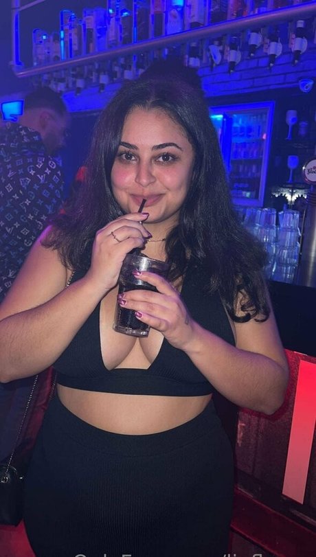 Liefloves naked pornstar gallery