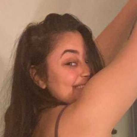 Liefloves naked model gallery