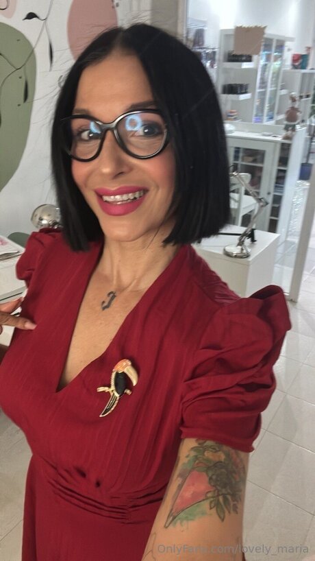 lovely maria beautiful actress img