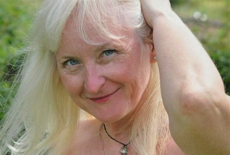 monicutex2 model sex images