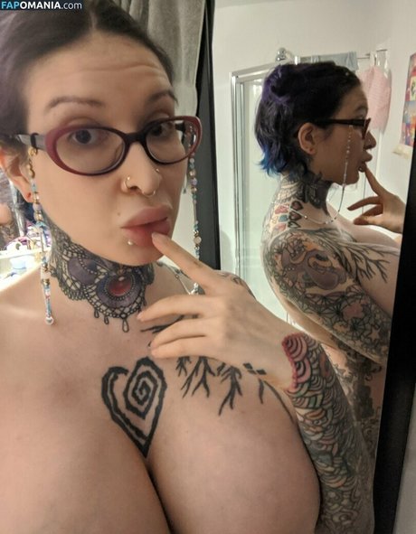 Ariane Saint Amour s free actress photos