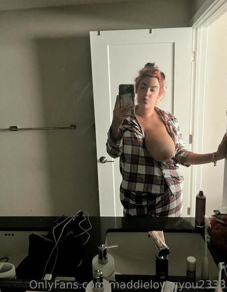 maddie xo14 naked pornstar img