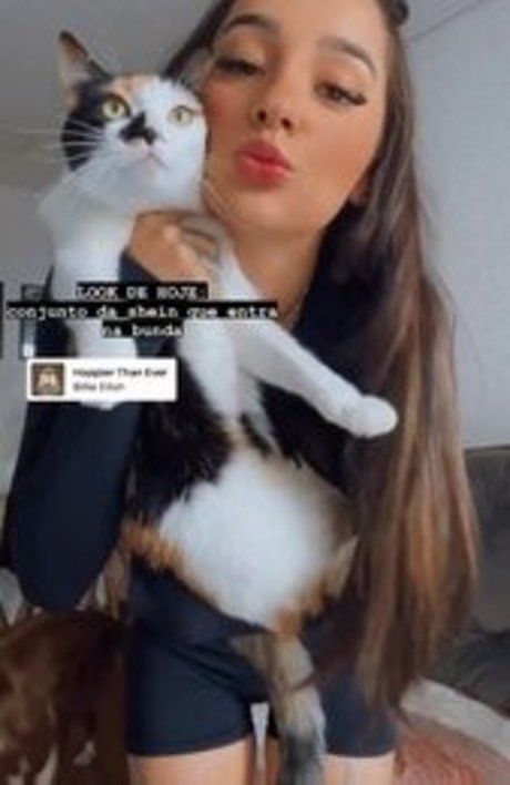 Caputile pornstar exclusive photos