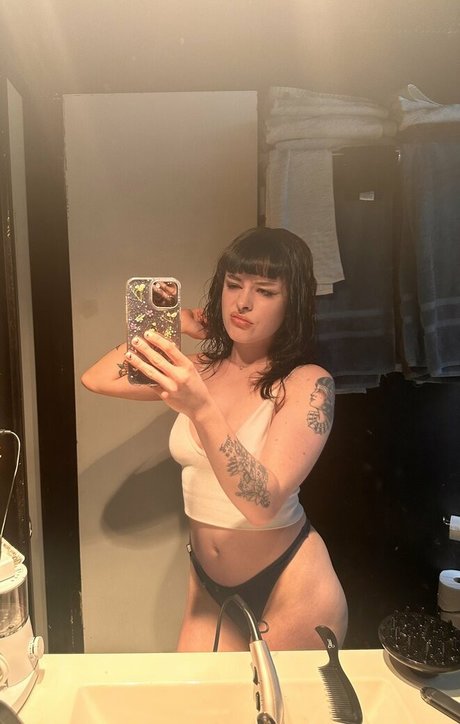 Strawberry bb hd pornstar pictures