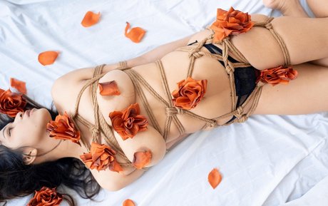 Ai Natsumi free pornstar img