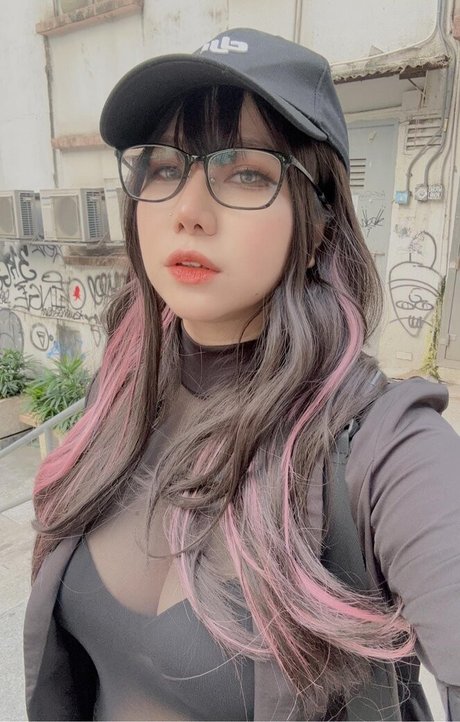 Ai Natsumi pornstar hot img