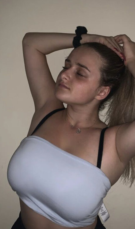 Abby J nudes star photo