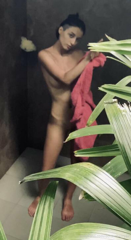 dorasexplorer star naked galleries