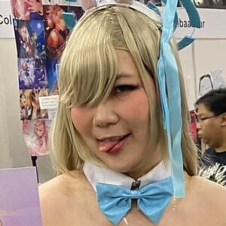 Quistreous hot star photo