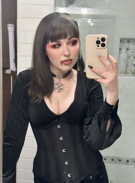 NotSaige free actress pic